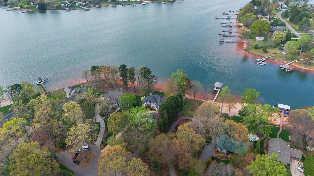 182 Malibu Rd