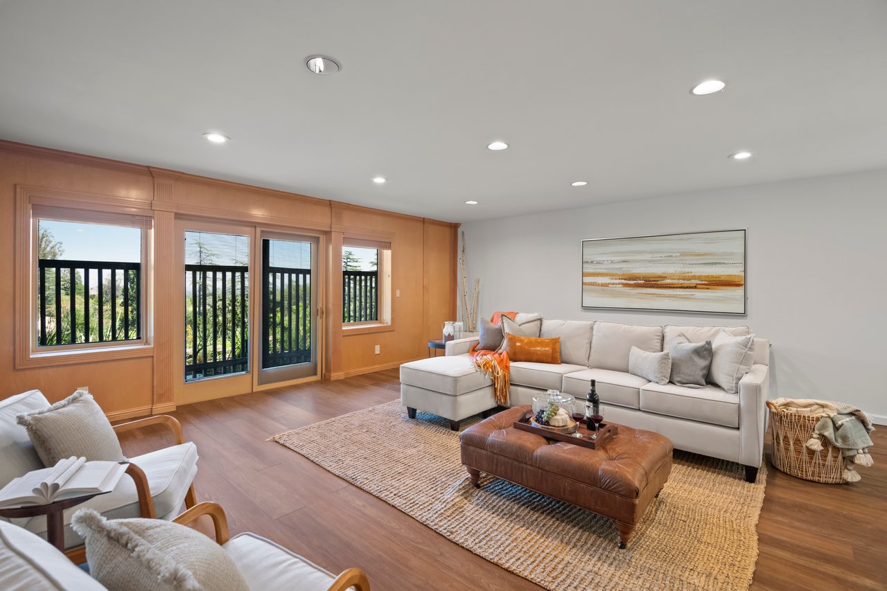 21100 Saratoga Hills Rd