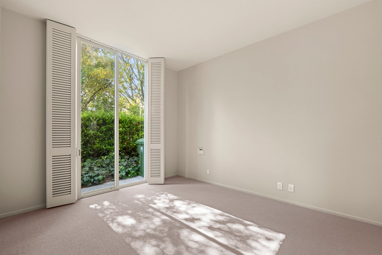 9032 Thrasher Ave, sunset strip