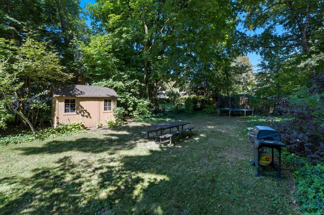 1229 Welwyn Dr