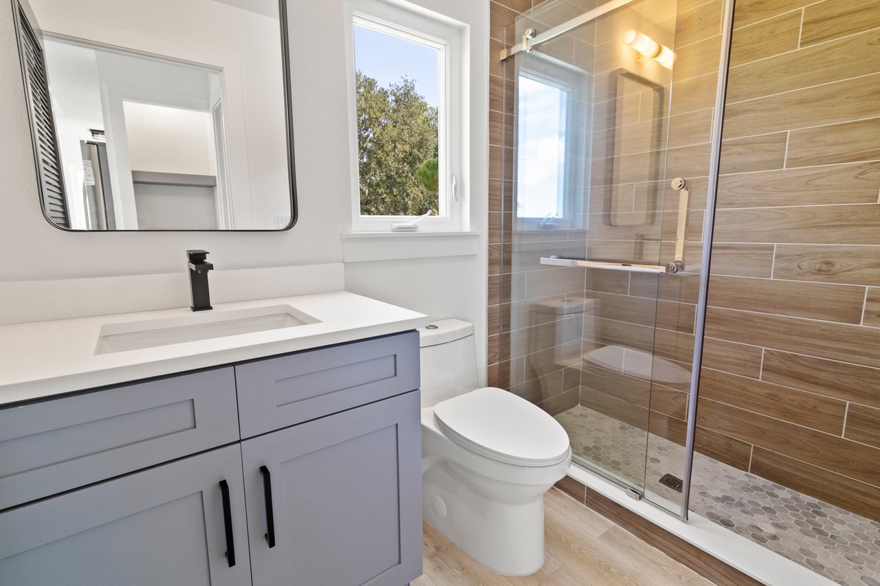 7706 Ficquette Rd- Windermere