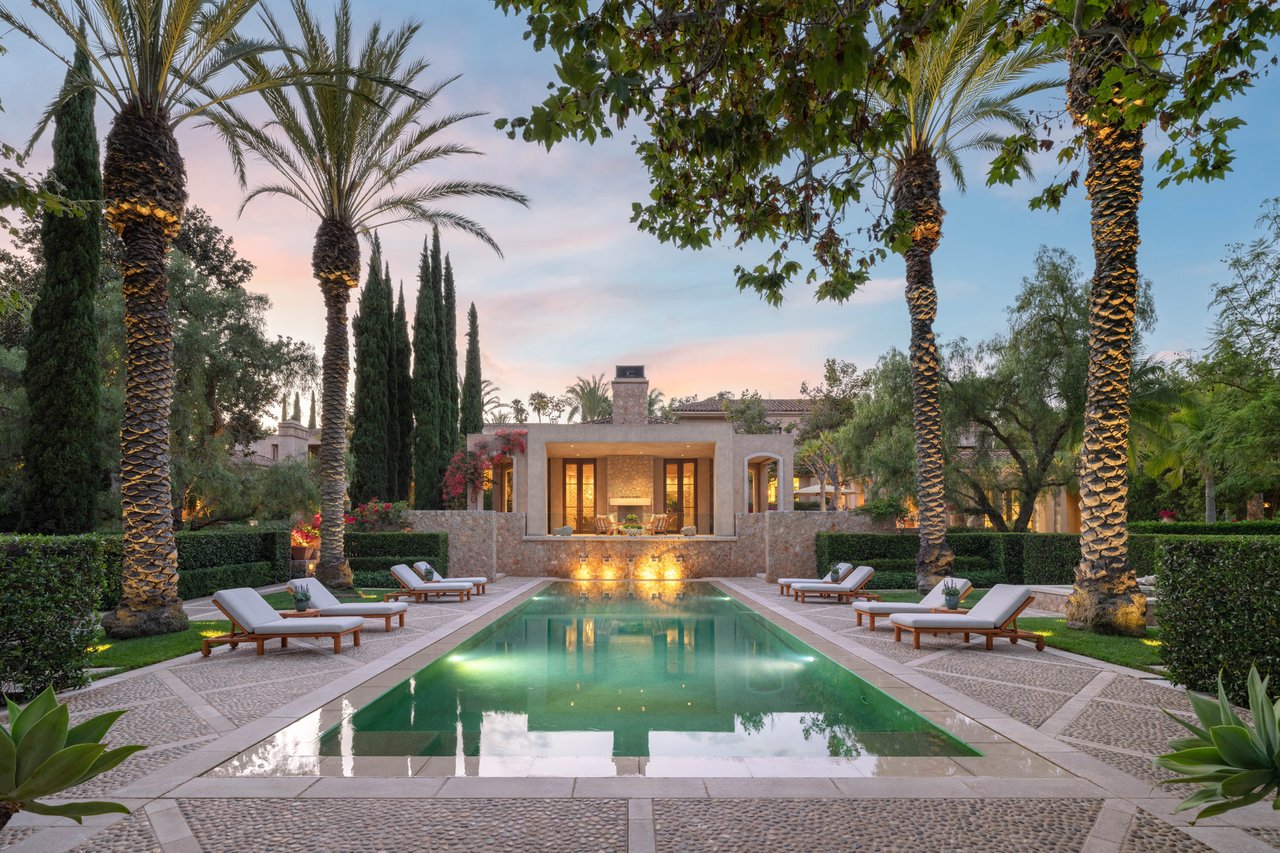 11740 Crescenda St, Brentwood