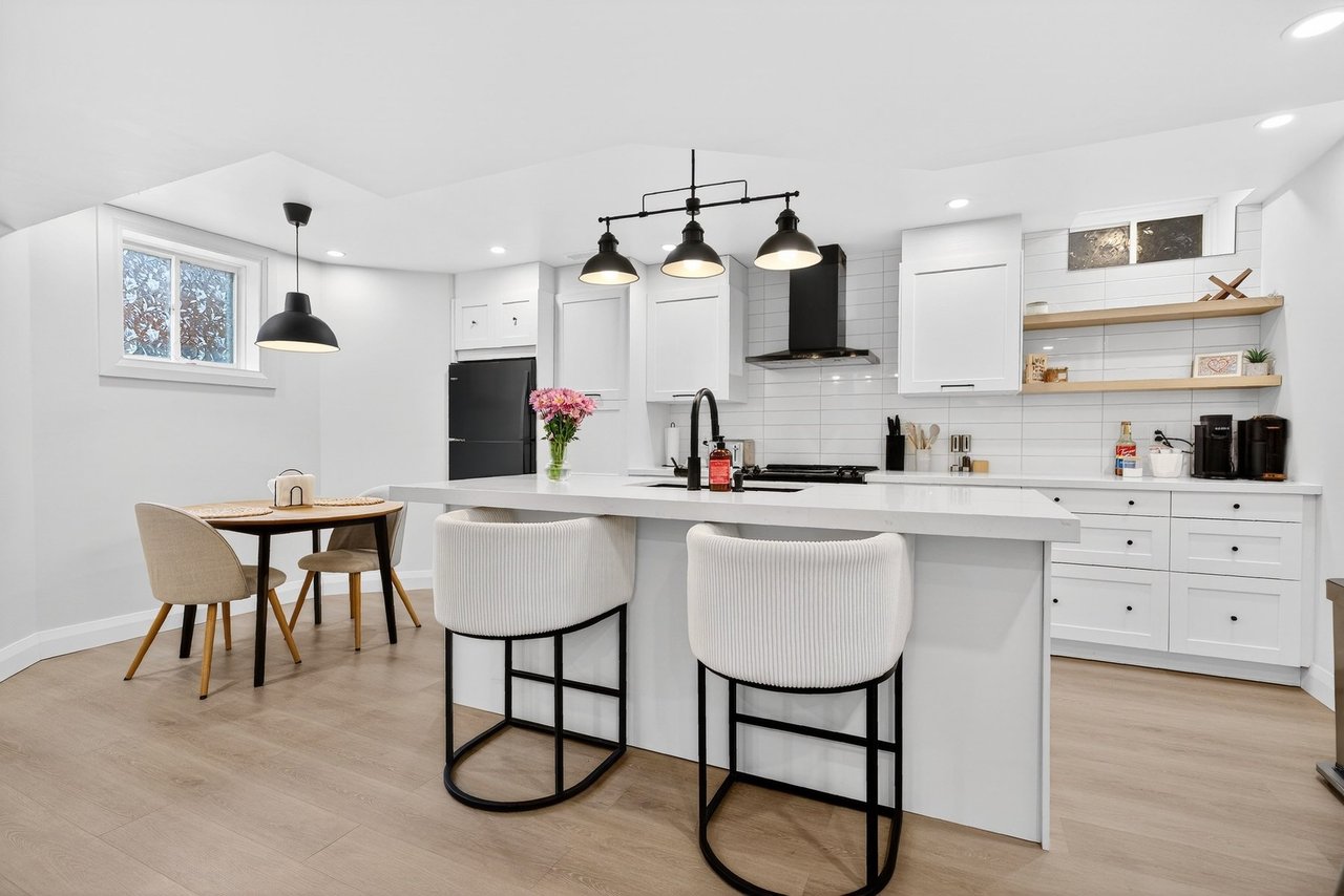 Curated Waterdown Elegance