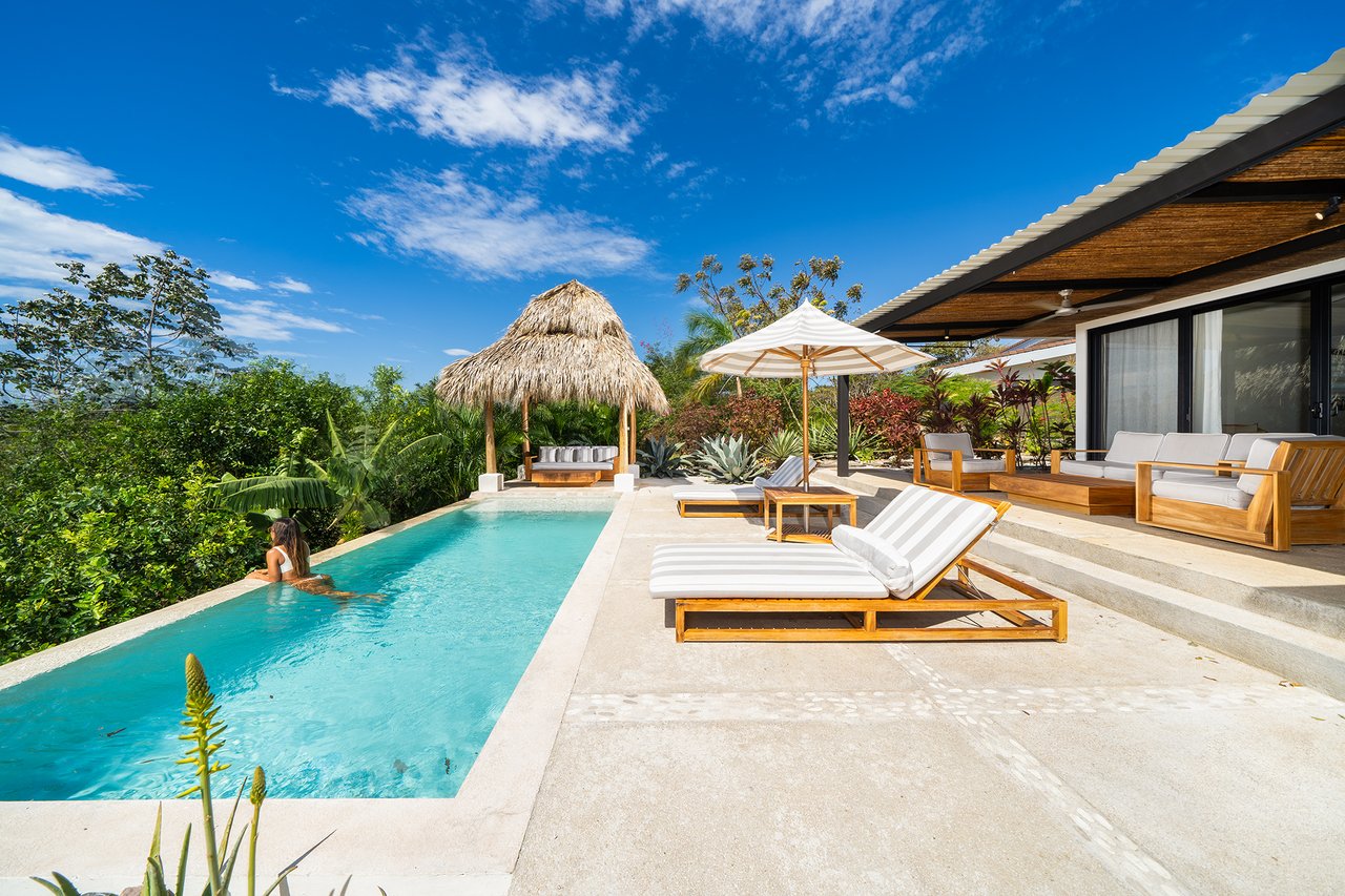 Casa Salinas – 3 beds ocean view home in playa grande
