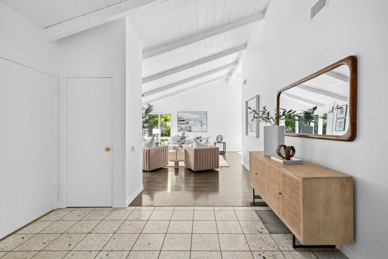 1606 Reef View Circle