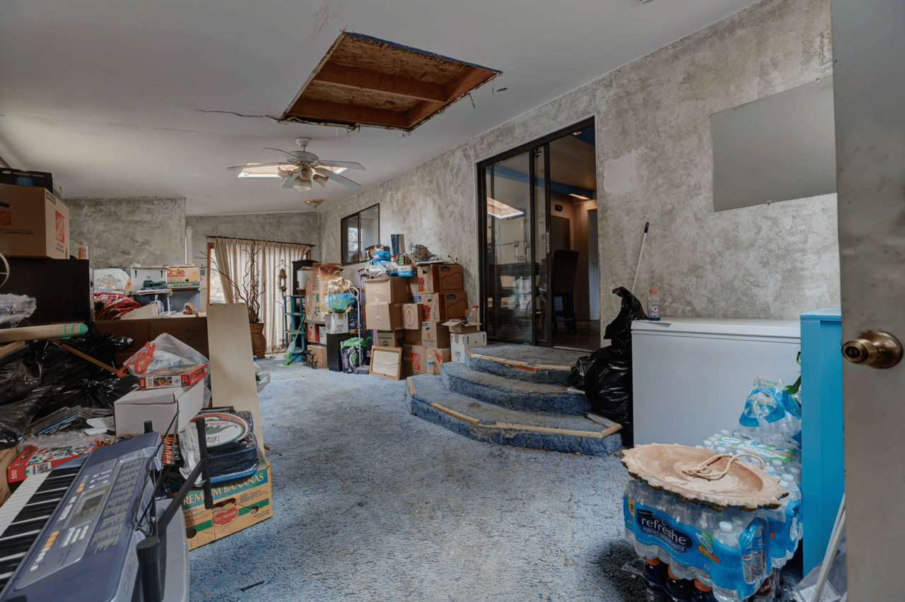 Just Listed: Manufactured Home in Southwest Bend with Sunroom