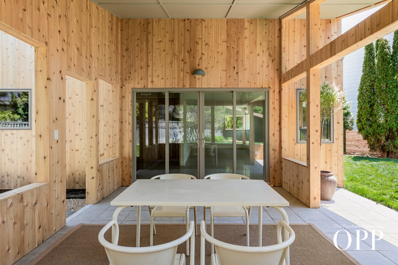 A REFINED ARCHITECTURAL STATEMENT