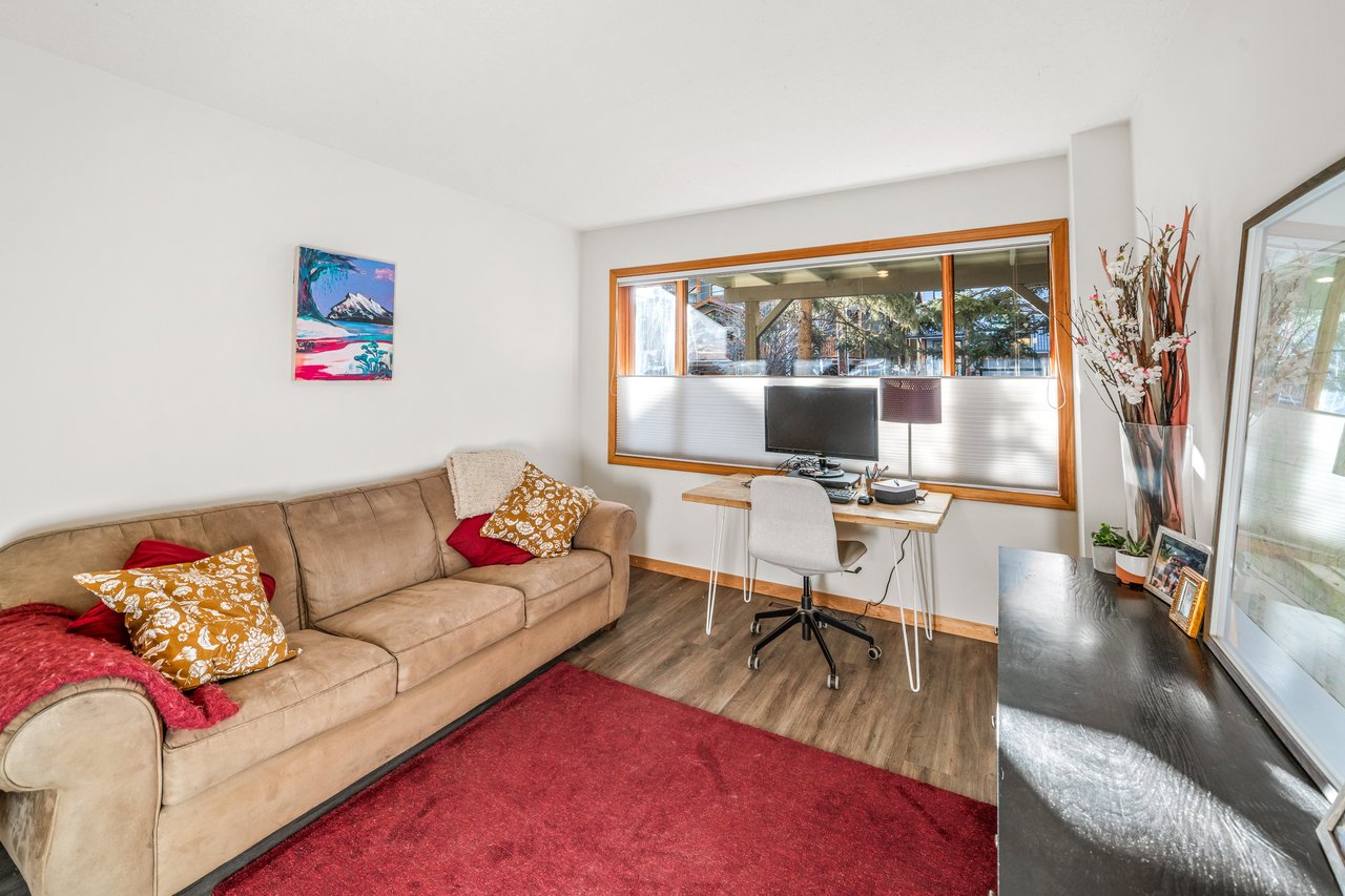 809 5th Street Unit: 3