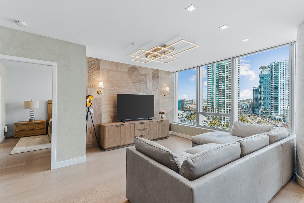 888 W E Street Unit 1106