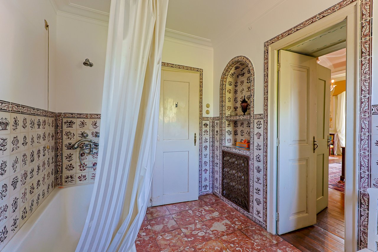 Magnificent 17th-Century Palace with  76,400 m² Estate Near Coimbra