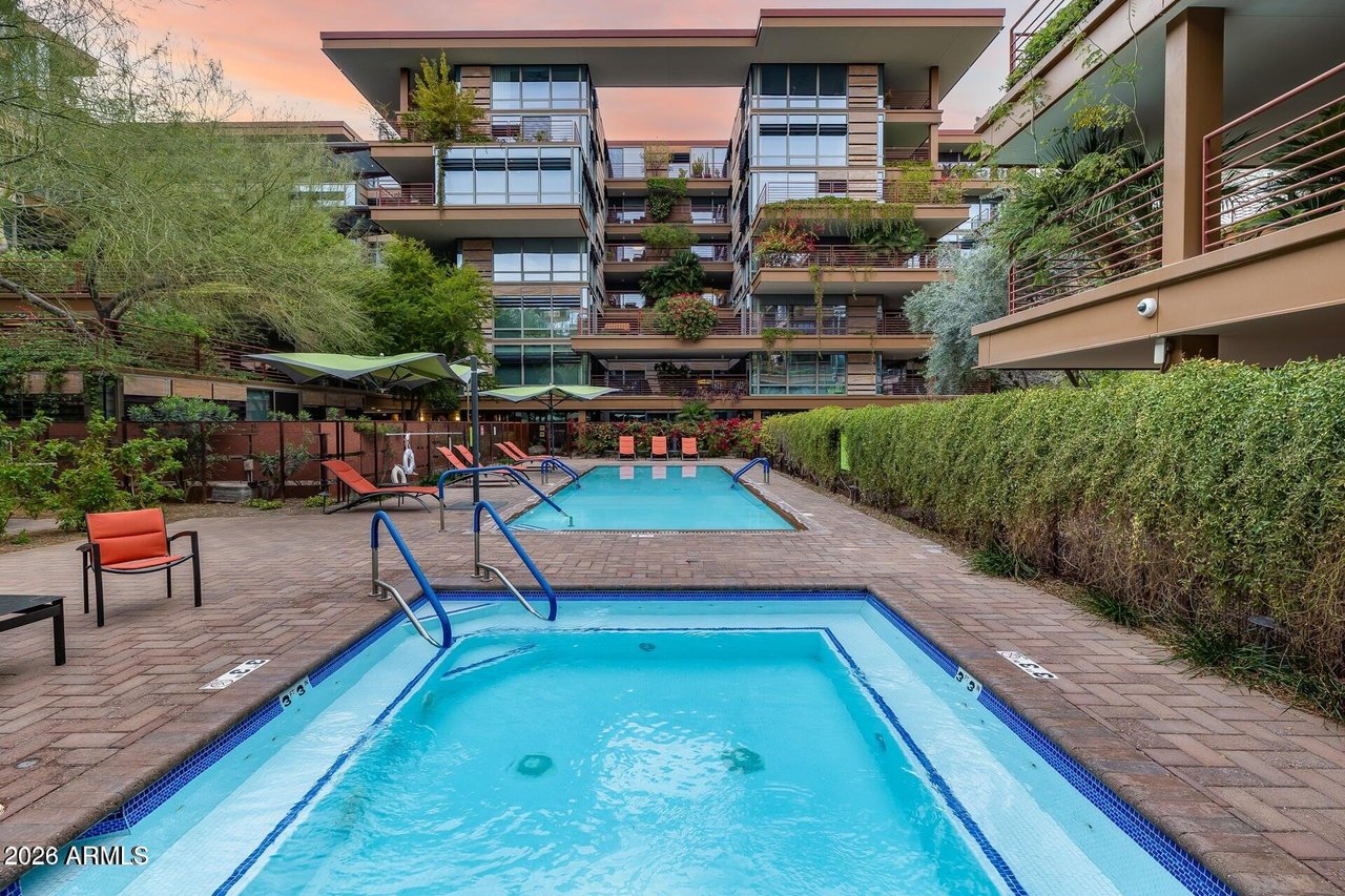 7141 E Rancho Vista Dr, #2014
