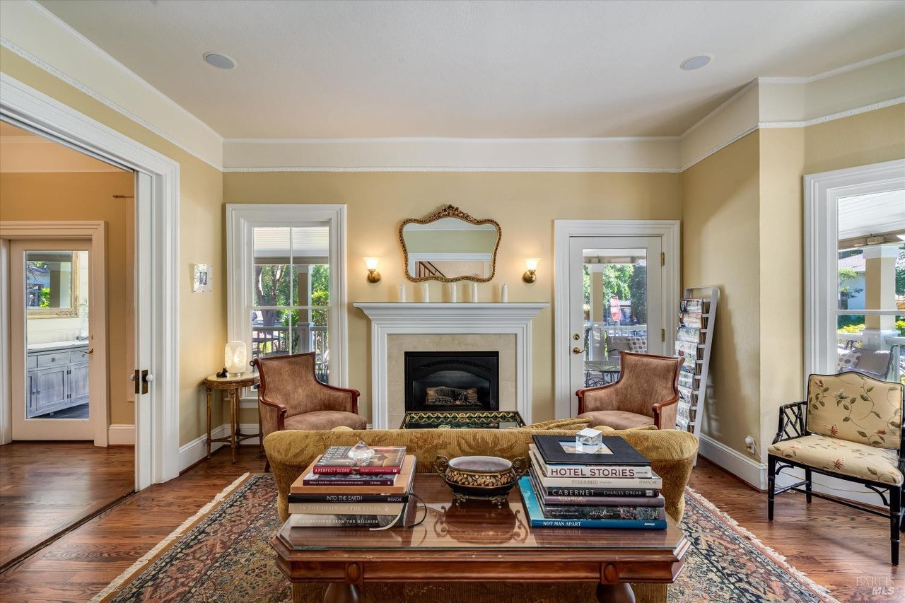 1139 Lincoln Ave, Calistoga