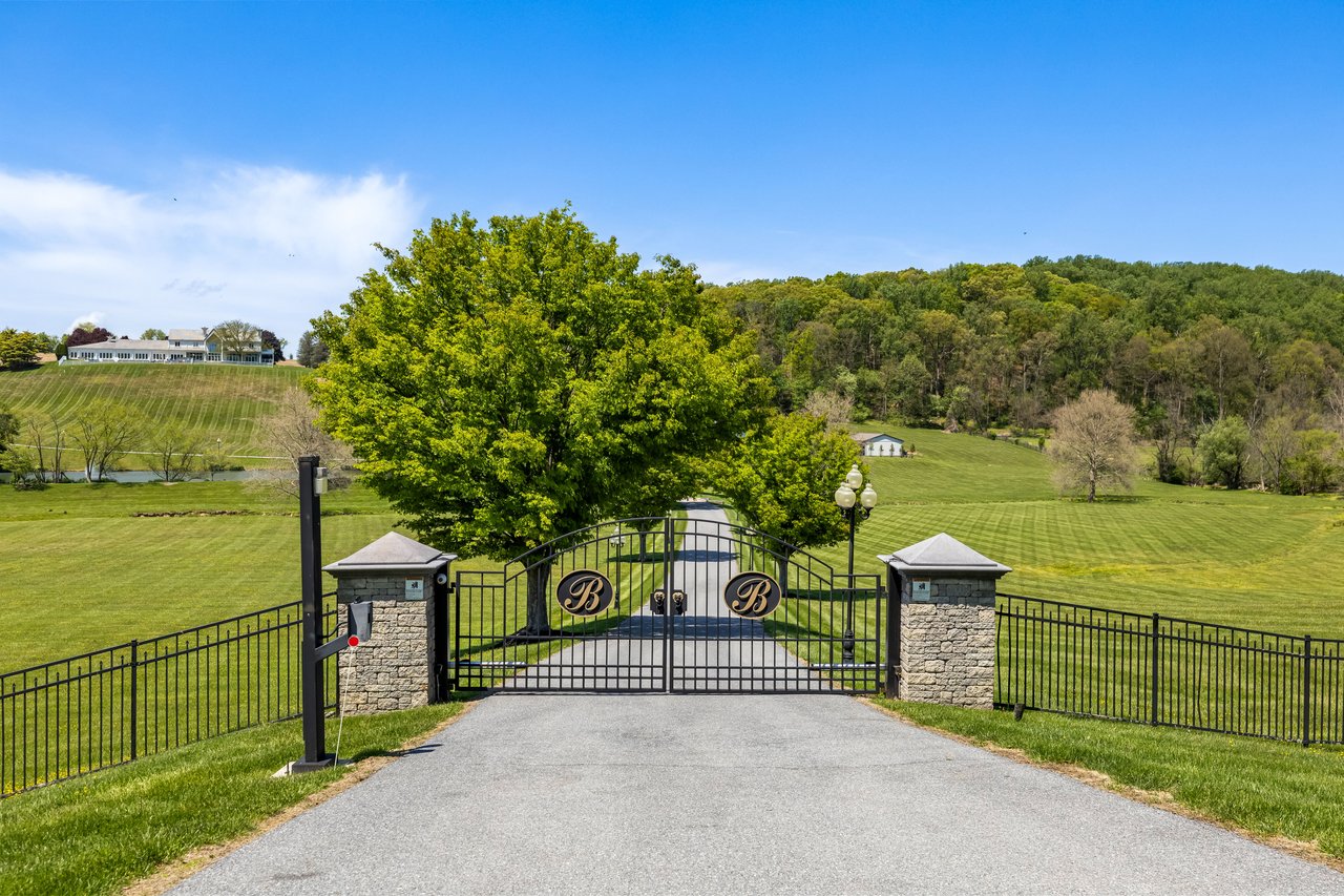 55 Acre Monkton Estate Farm