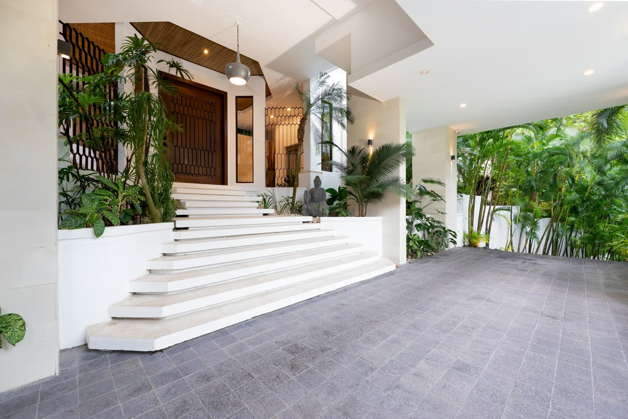 Casa SolAngelo, The Crown Jewel of Tulemar