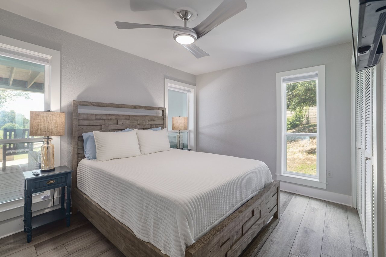 7206 Comanche Trail