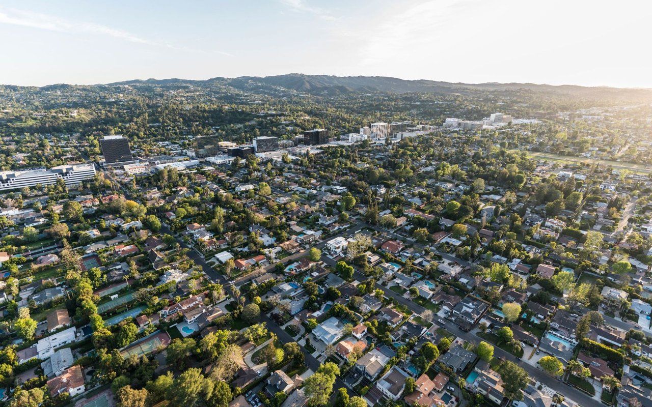 Valley (West of 405)