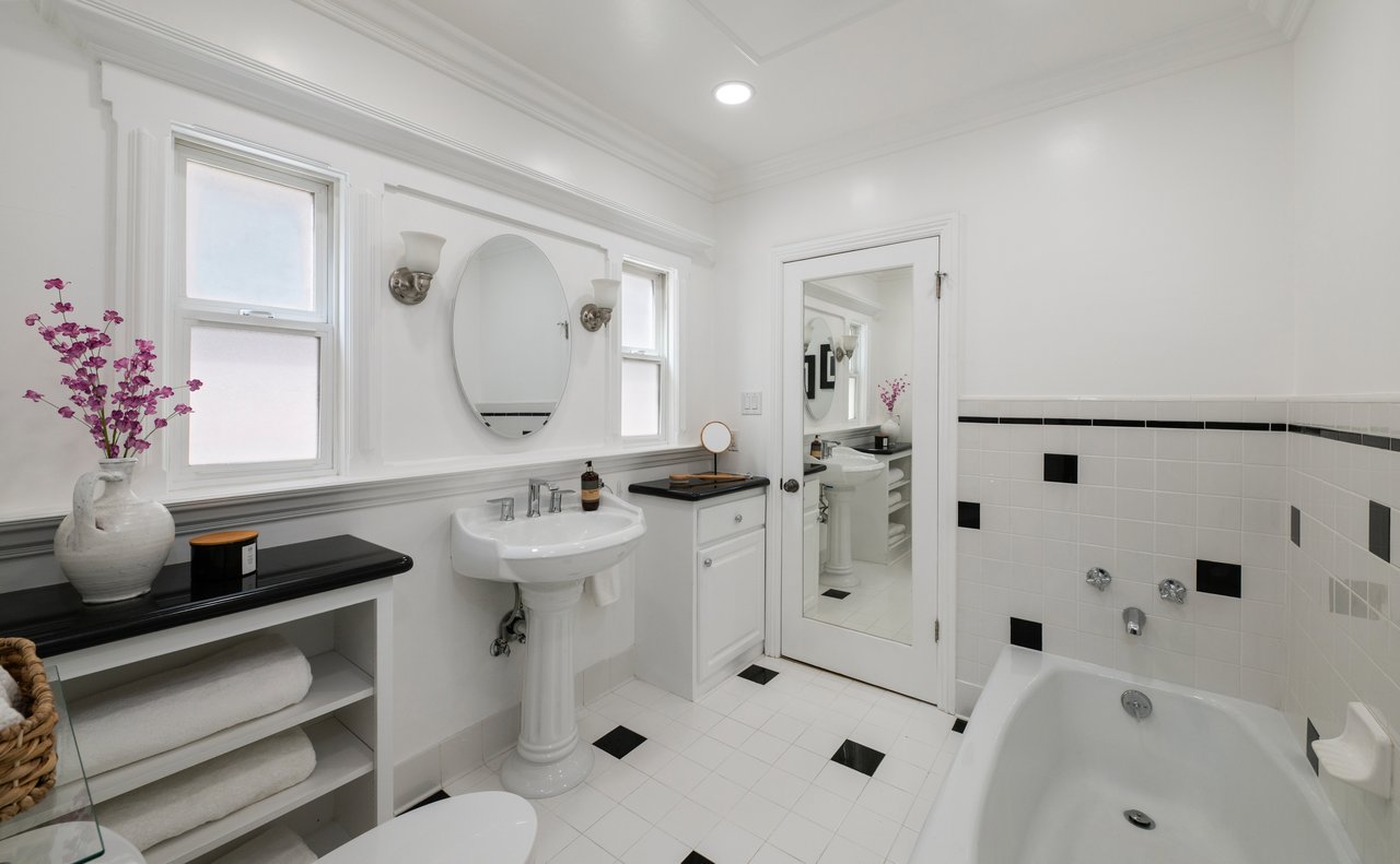 4547 Ledge Ave, Toluca Lake