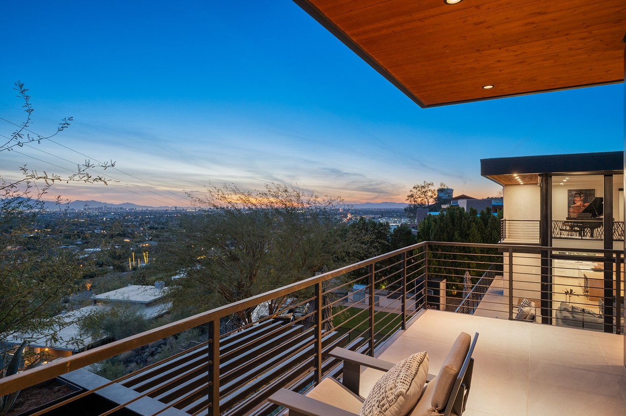 5419 E VALLE VISTA Road