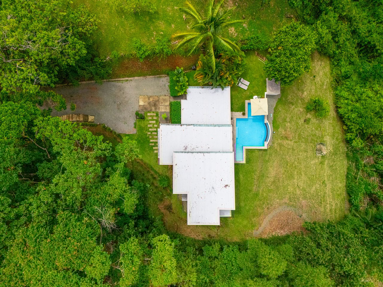 Villa Blü – An Elevated Oasis in Uvita, Jaw Dropping Views of the Whales Tail and Osa!