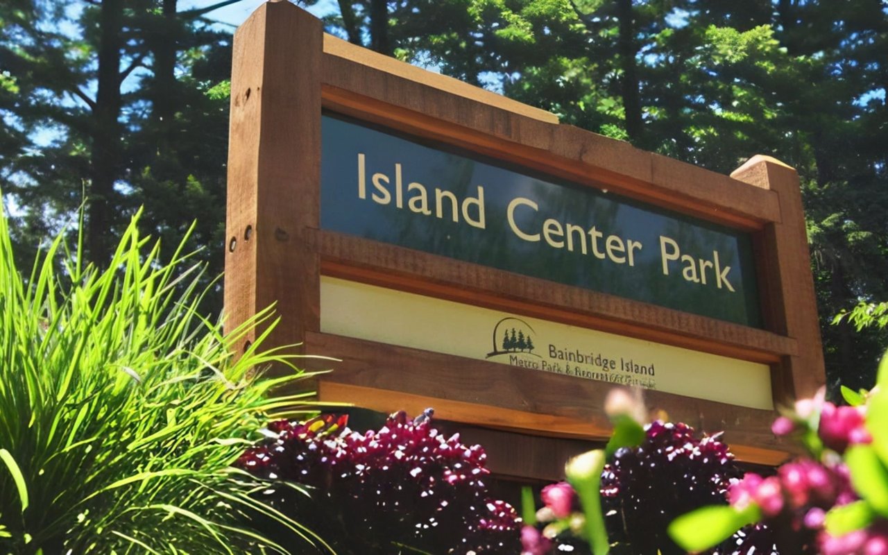 Island Center