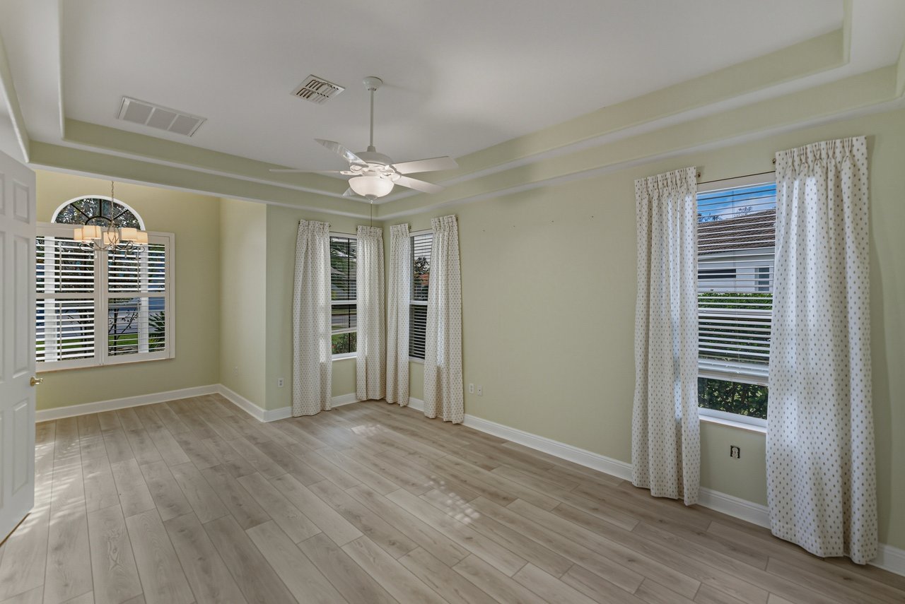 8725 Mississippi Run