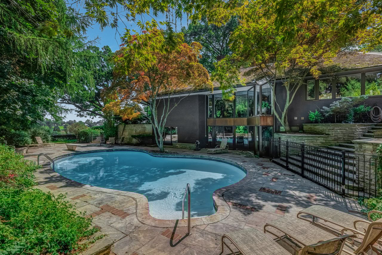 1000 Mississauga Heights Dr