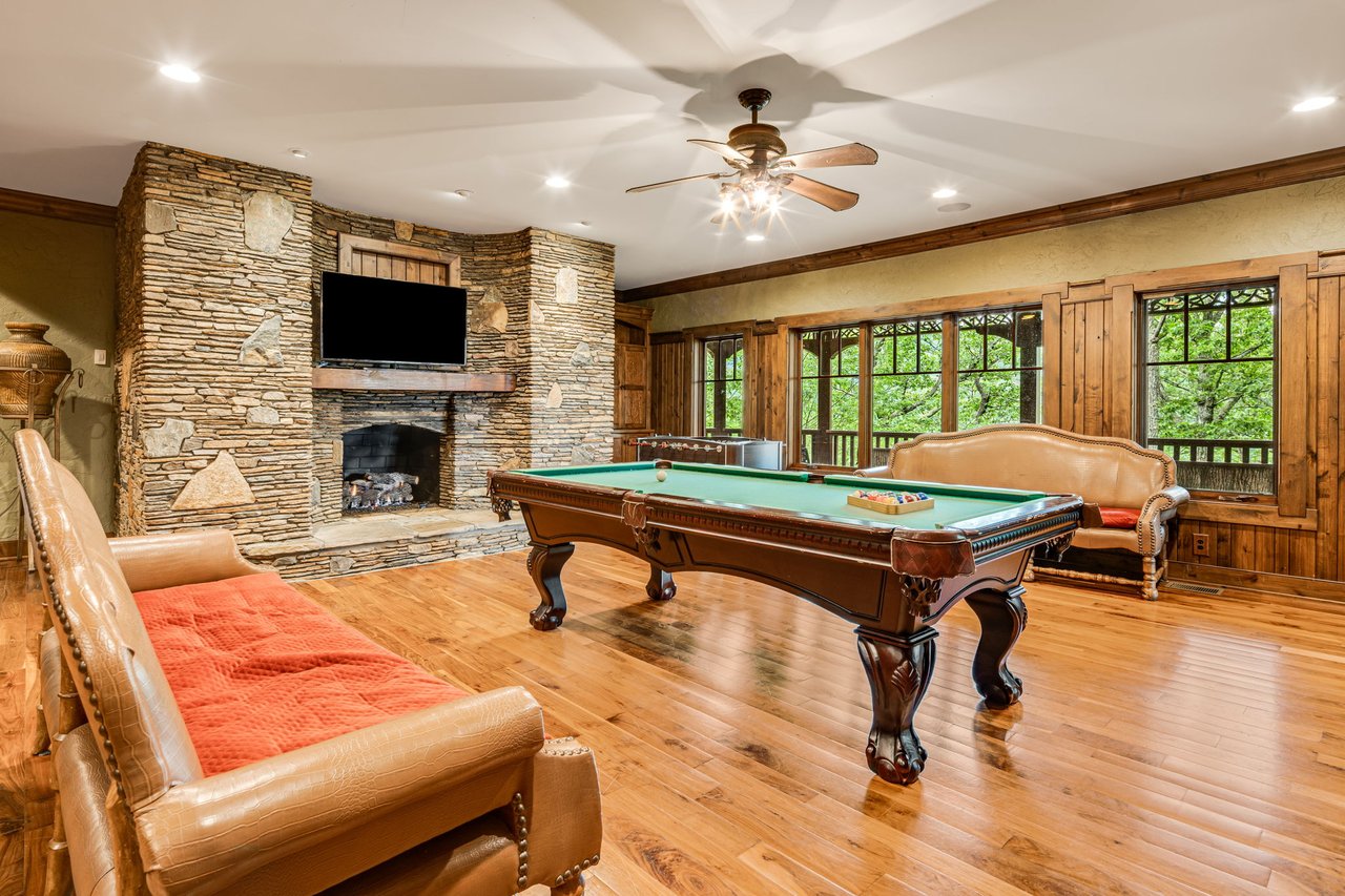 159 Adirondack Drive
