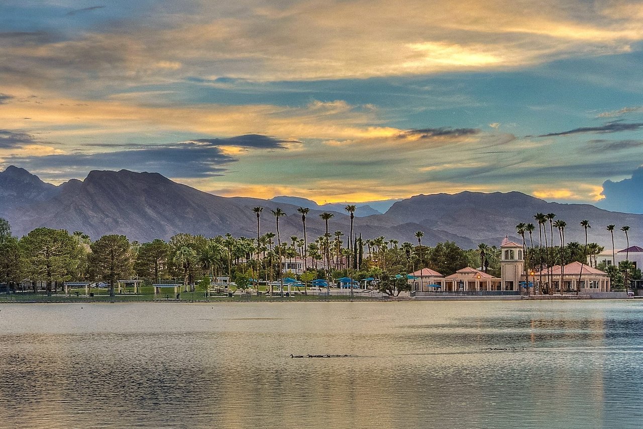 Desert Shores
