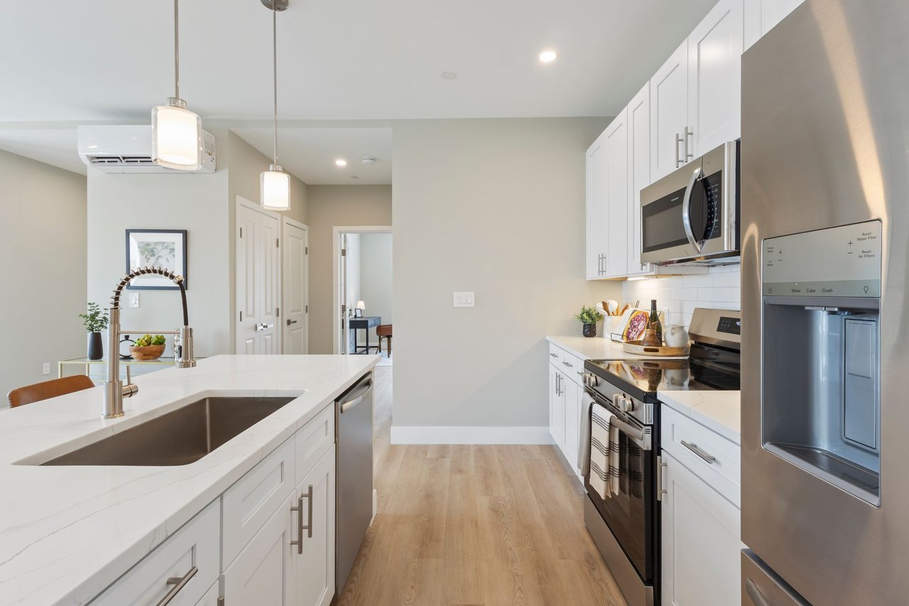 298 Main Street, 3G