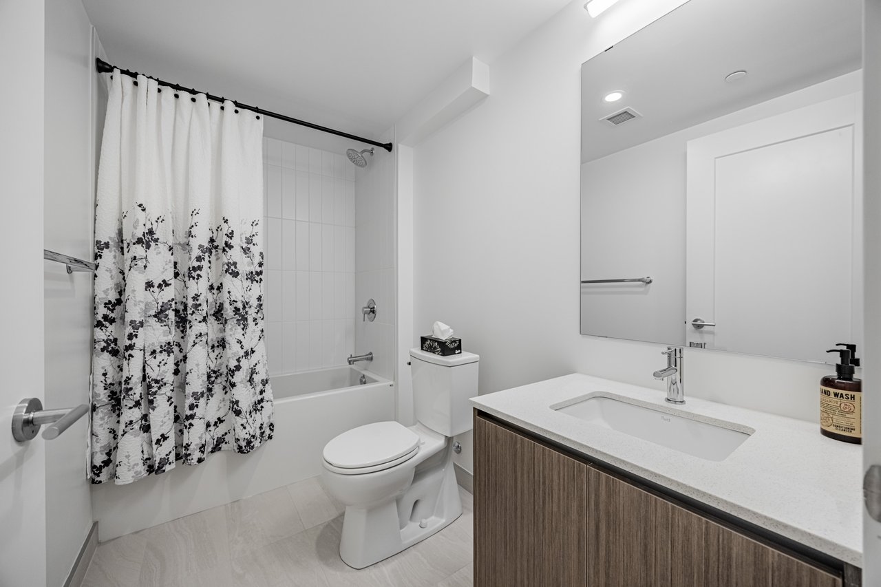 801 The Queensway #307