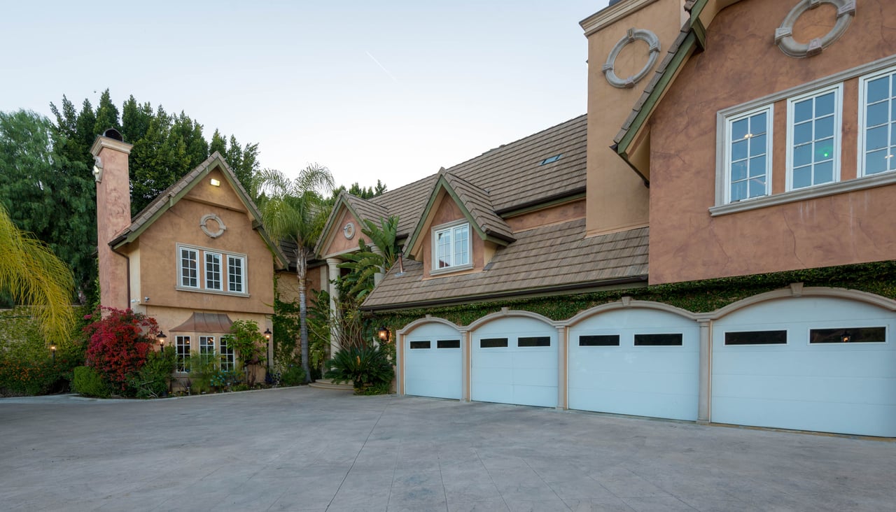 17065 Encino Verde Pl