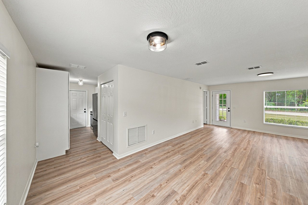 760 NW 52ND AVE