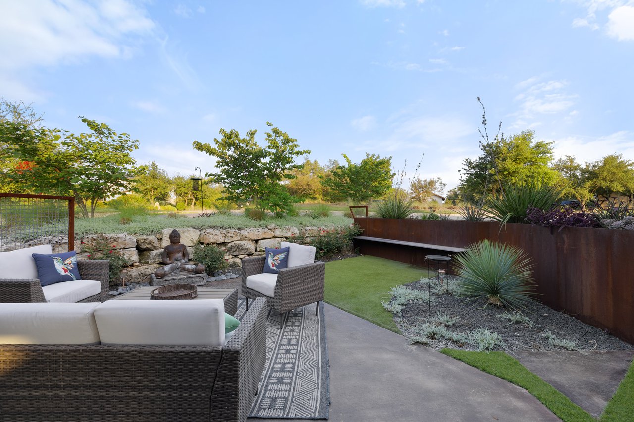 Spanish Oaks Luxury 