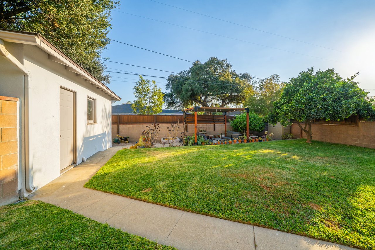 226 E Villanova
