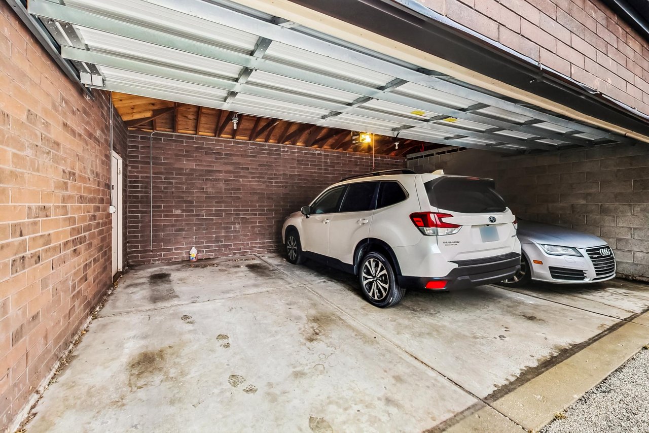 689 N Peoria St Unit 2N