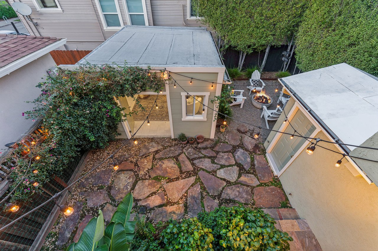 688 57th St, Oakland, CA