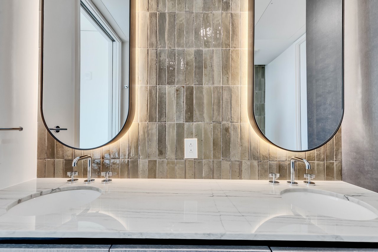 The Modern Residences: 610 Davis St. #2205