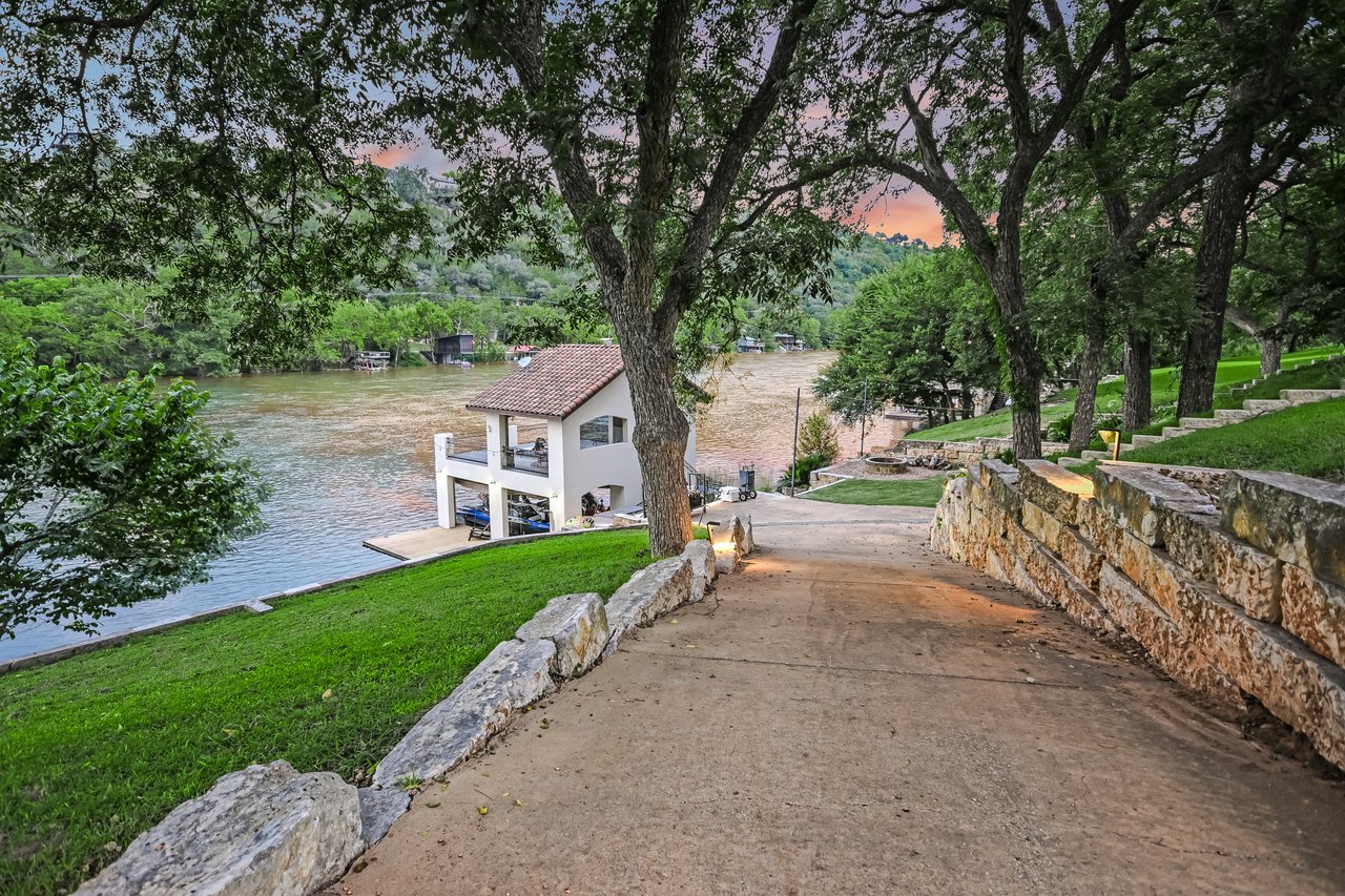 Lake Austin Chateau
