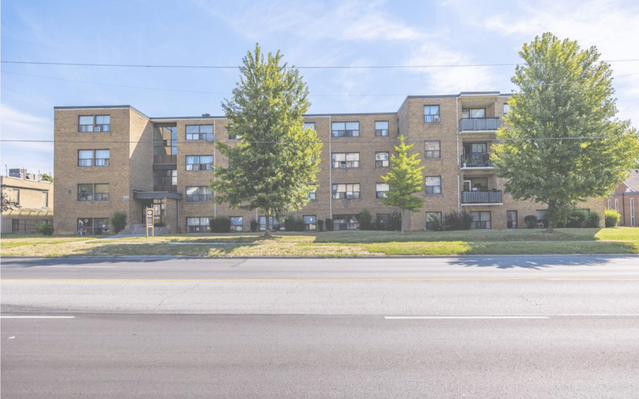 1689 Victoria Park Ave