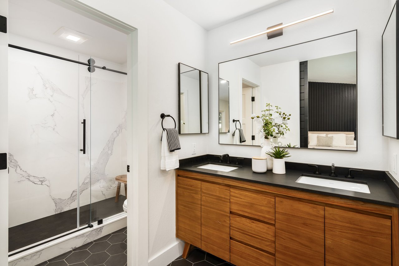 Modern Design Meets Comfort