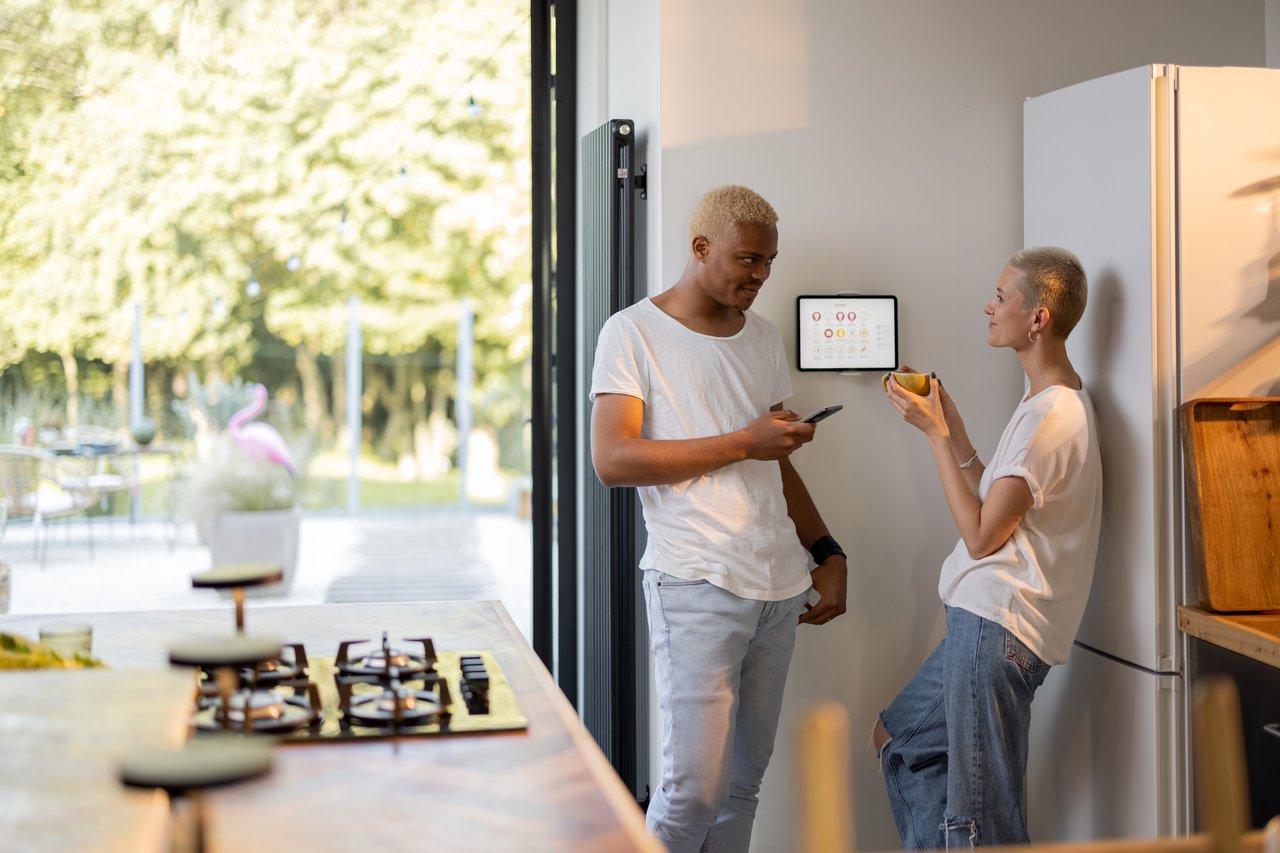 Smart Home Technology for Luxury Living