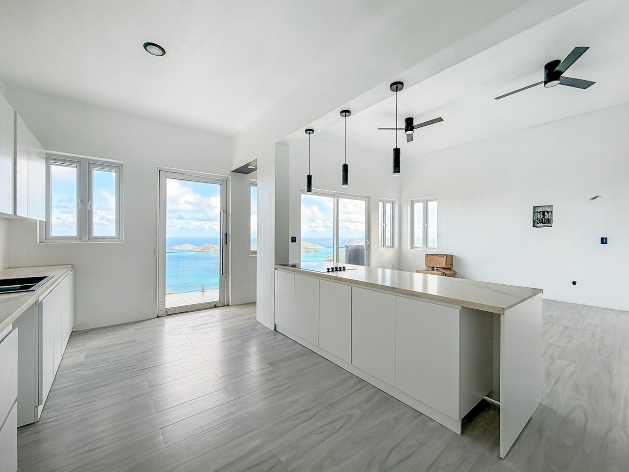 1104 Belle Vue 2 Bedroom Apartment