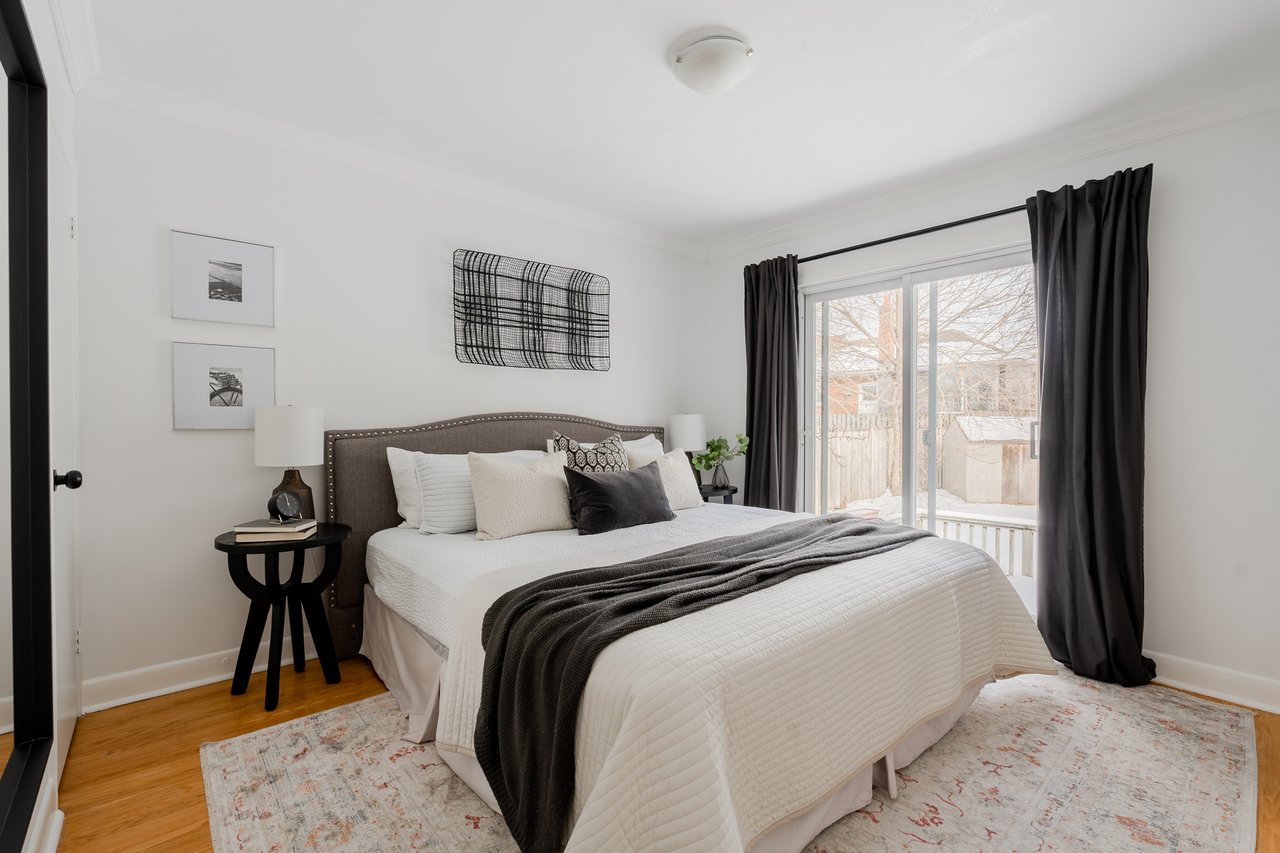19 Hart Ave