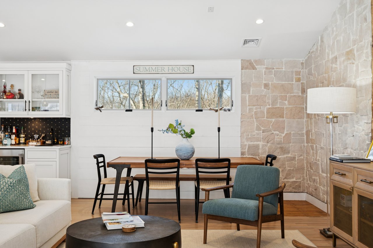 42 Mount Misery Drive