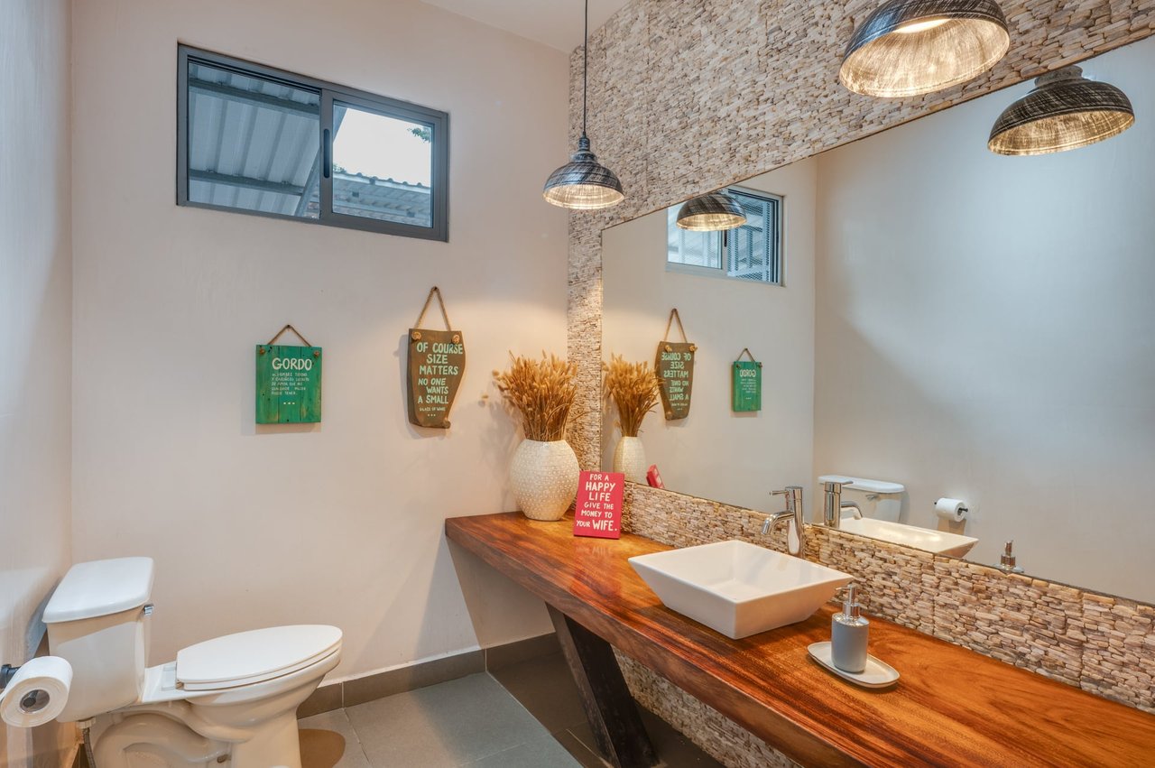 LA FORKETTA - ICONIC RESTAURANT FOR SALE 