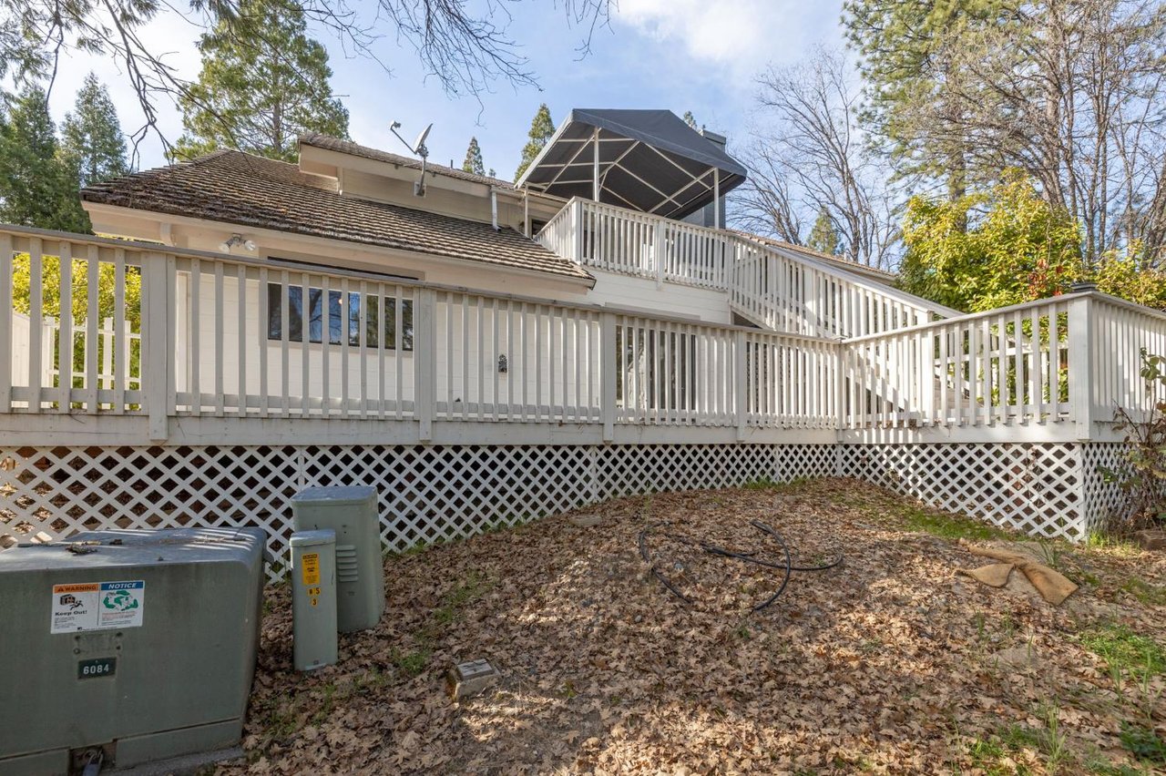 50850 Smoke Tree Trl, 
