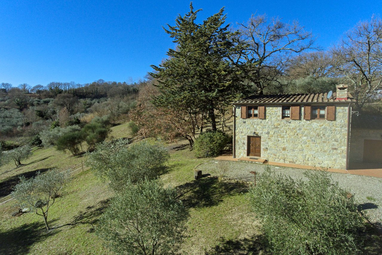 A Charming Stone Farmhouse for Sale in Radicofani