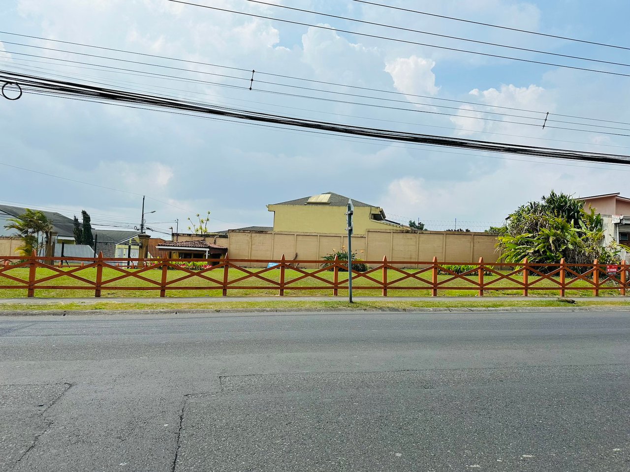 Flat Residential Building Parcel, Curridabat, San Jose