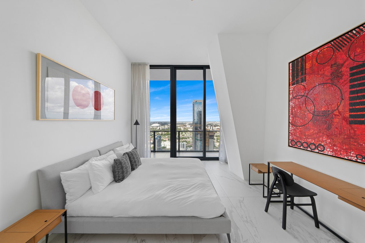 One Thousand Museum Lower Penthouse 4901