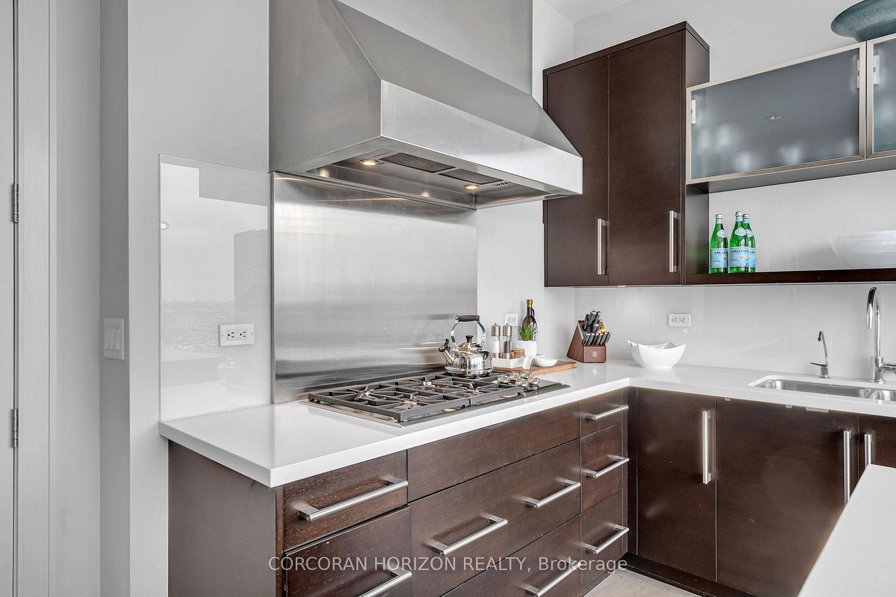 LUXURY LIVING AT THE RITZ